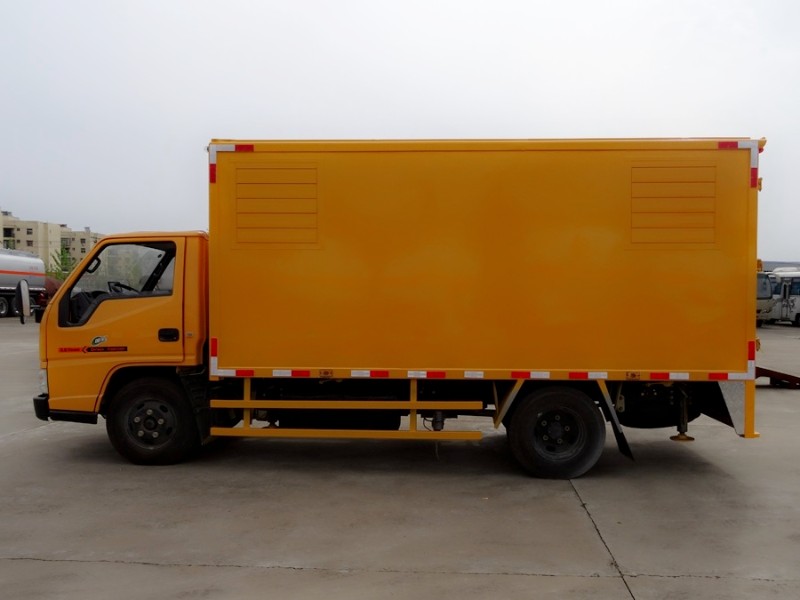 江鈴小型應(yīng)急發(fā)電車、電源車
